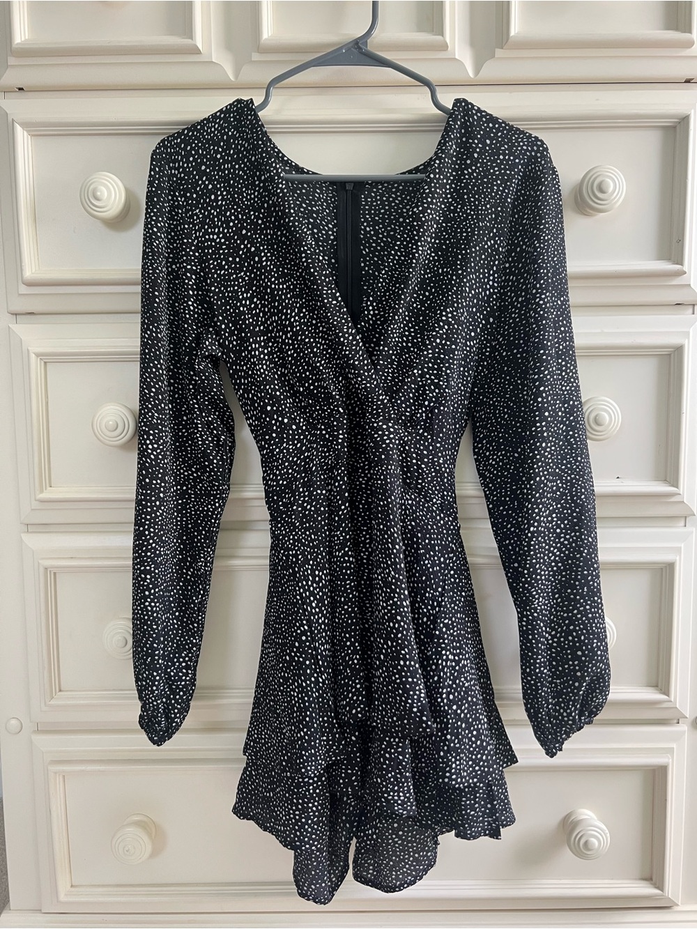 Women's Small Black and White Long Sleeve Romper